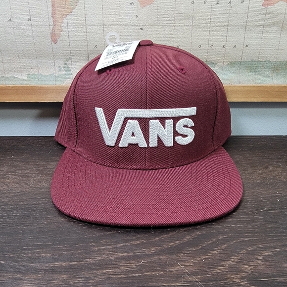 Vans Other - BRAND NEW Vans Classic Logo Snapback In Burgundy